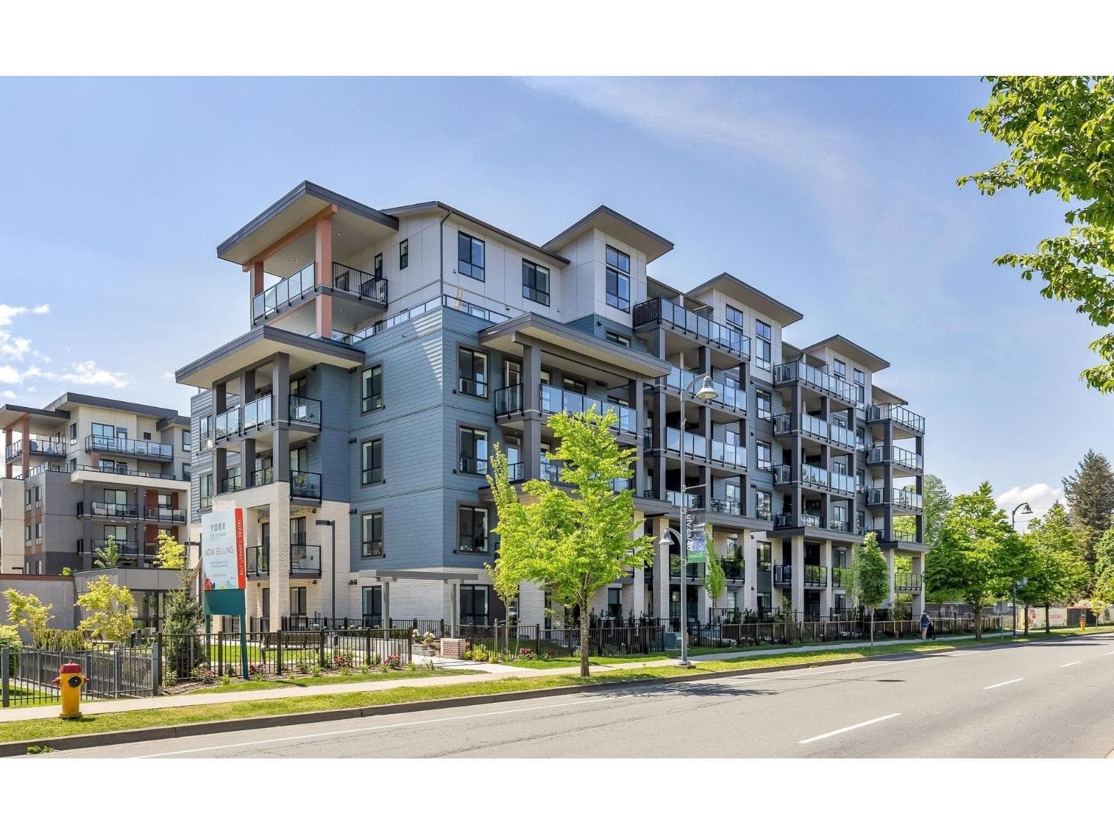 604 45497 CAMPUS DRIVE, Garrison Crossing