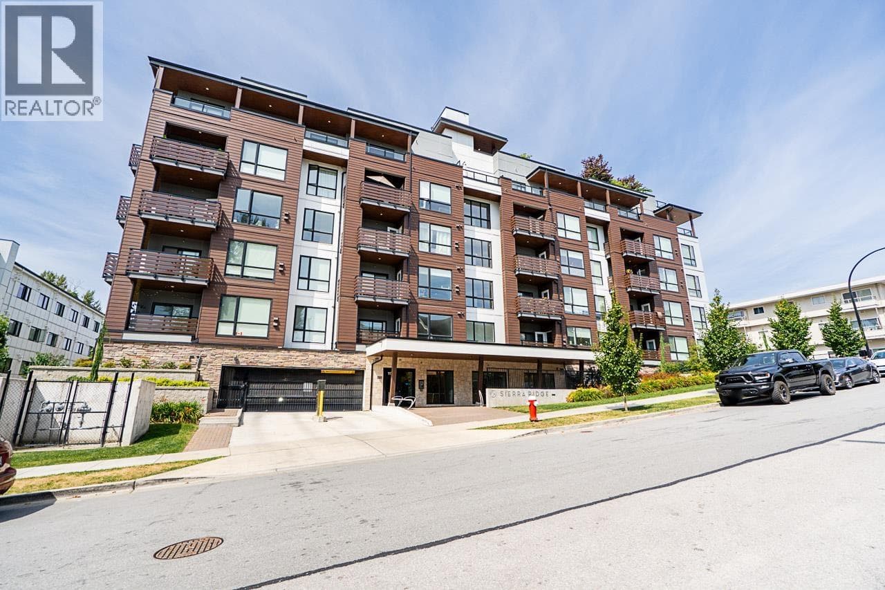 405 11703 FRASER STREET