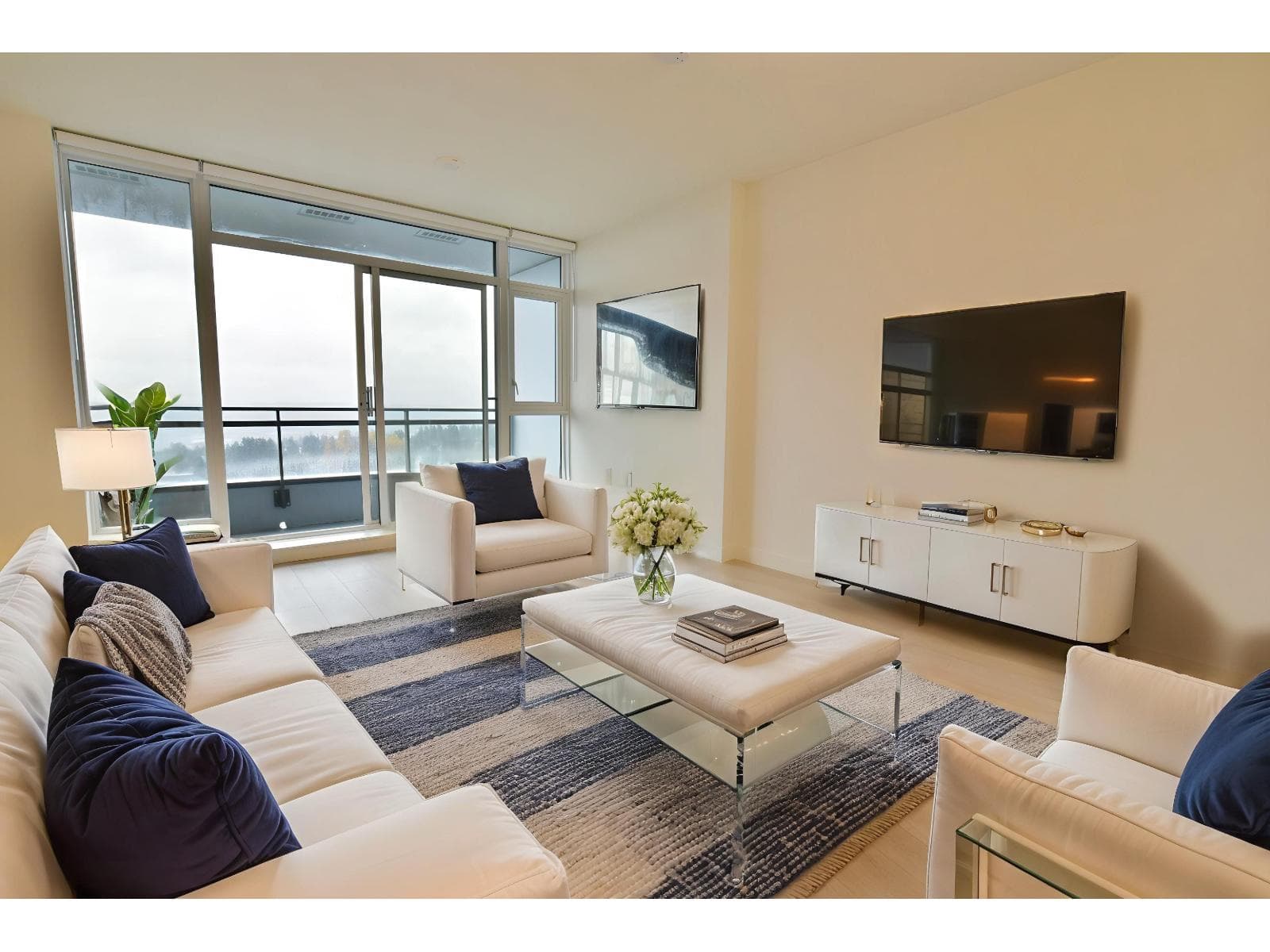 1910 13675 107A AVENUE