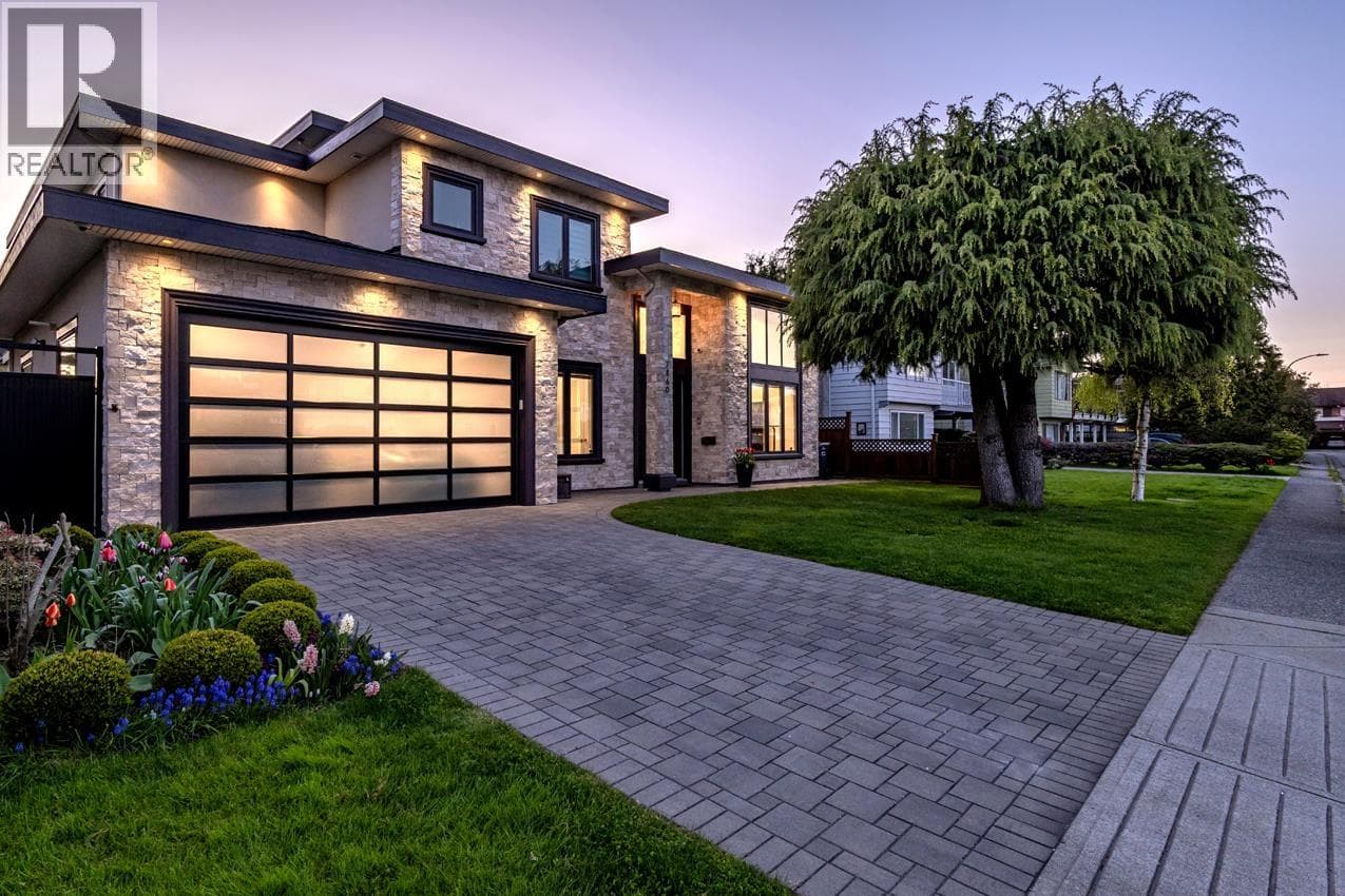 7860 THORMANBY CRESCENT