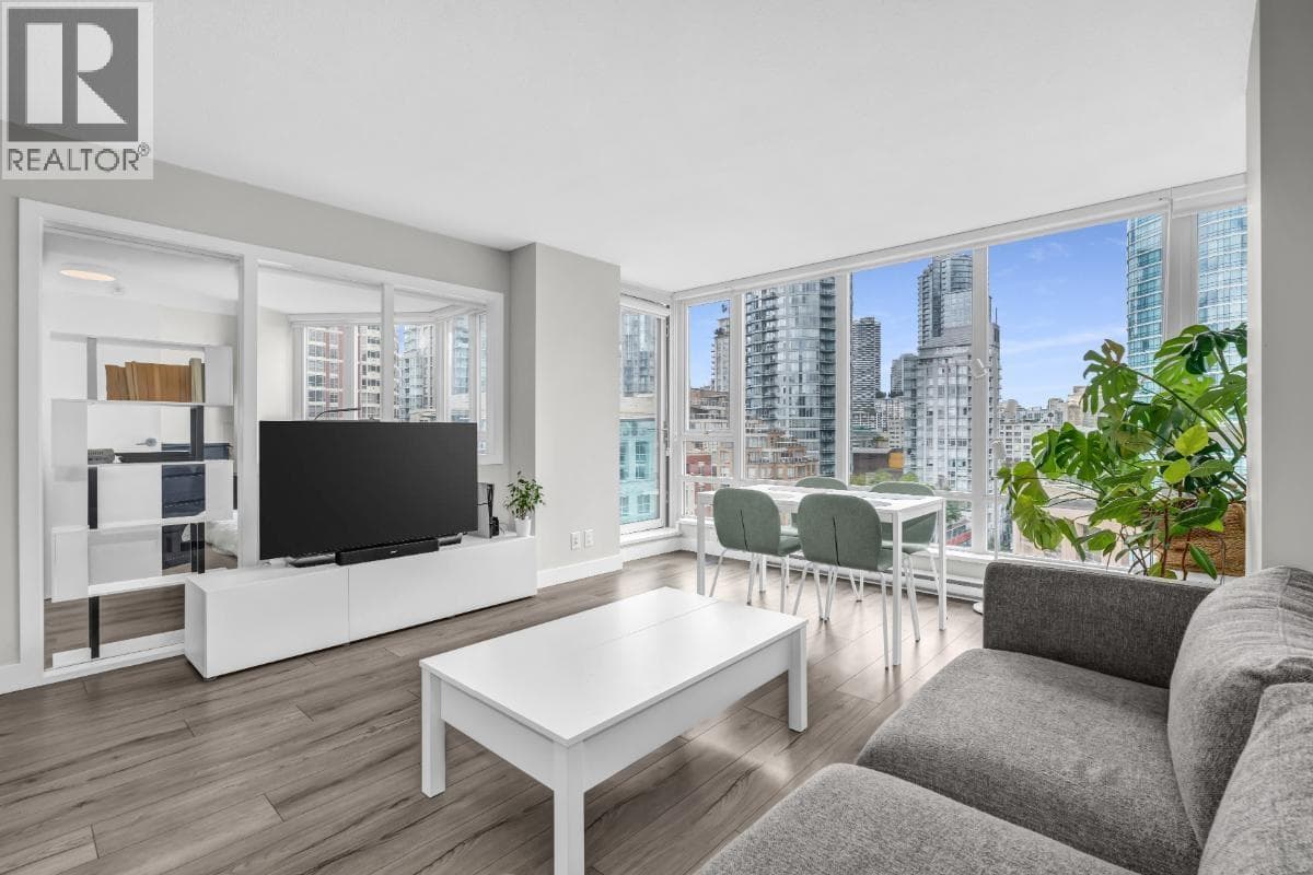 1805 788 HAMILTON STREET