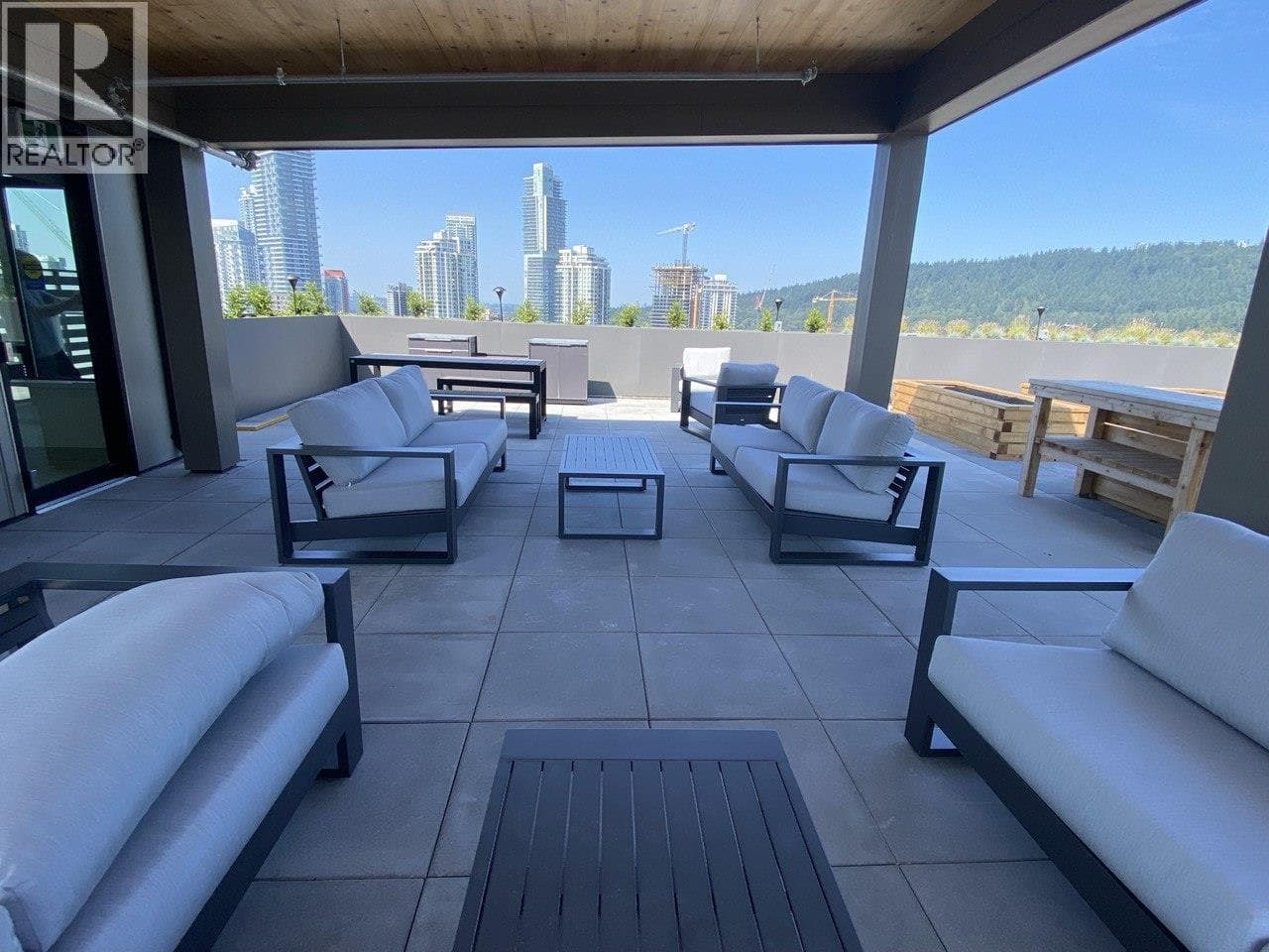 603 723 GROVER AVENUE