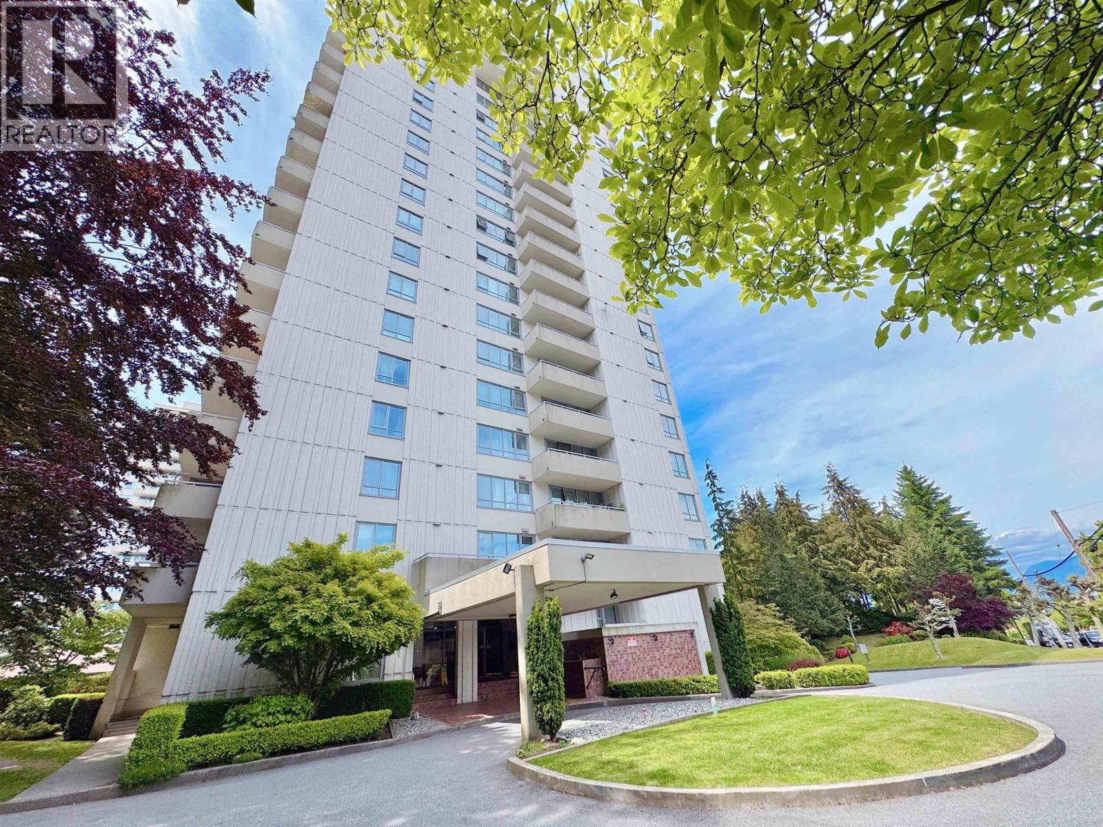 1802 5645 BARKER AVENUE