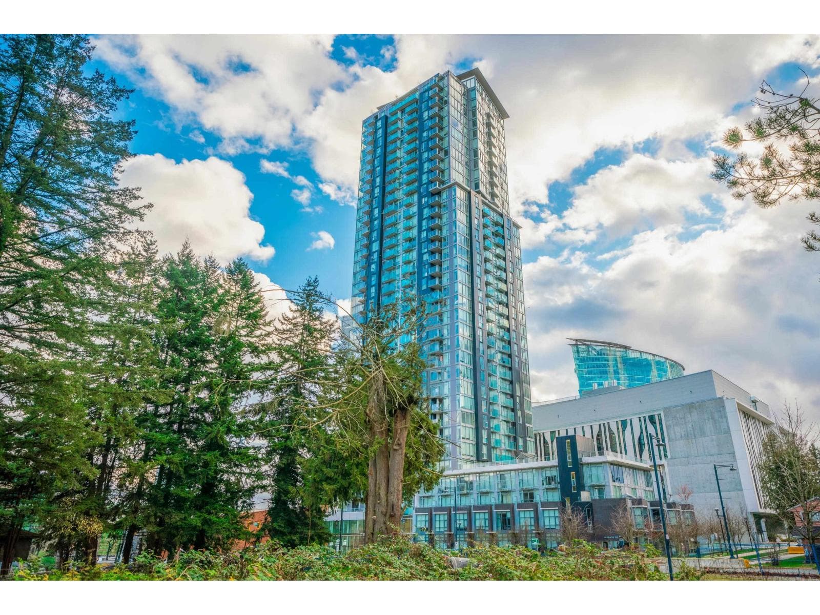 1401 13438 CENTRAL AVENUE