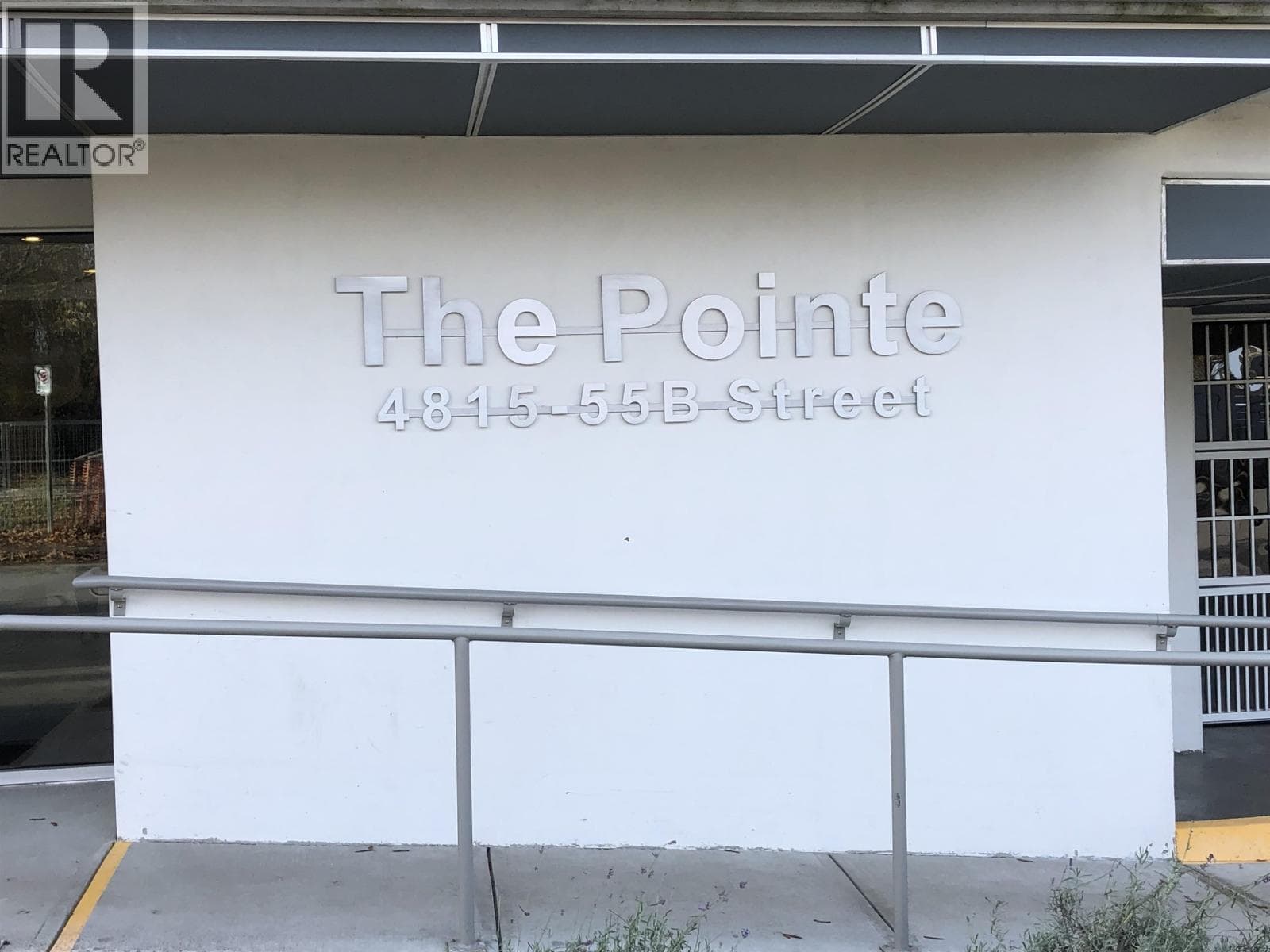 302 4815 55B STREET