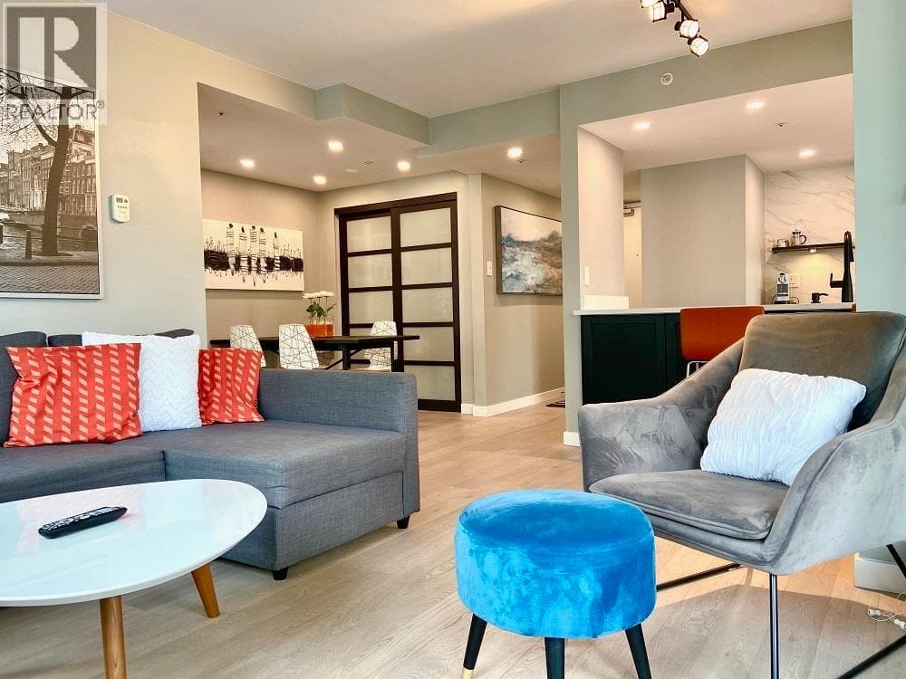 701 183 KEEFER PLACE