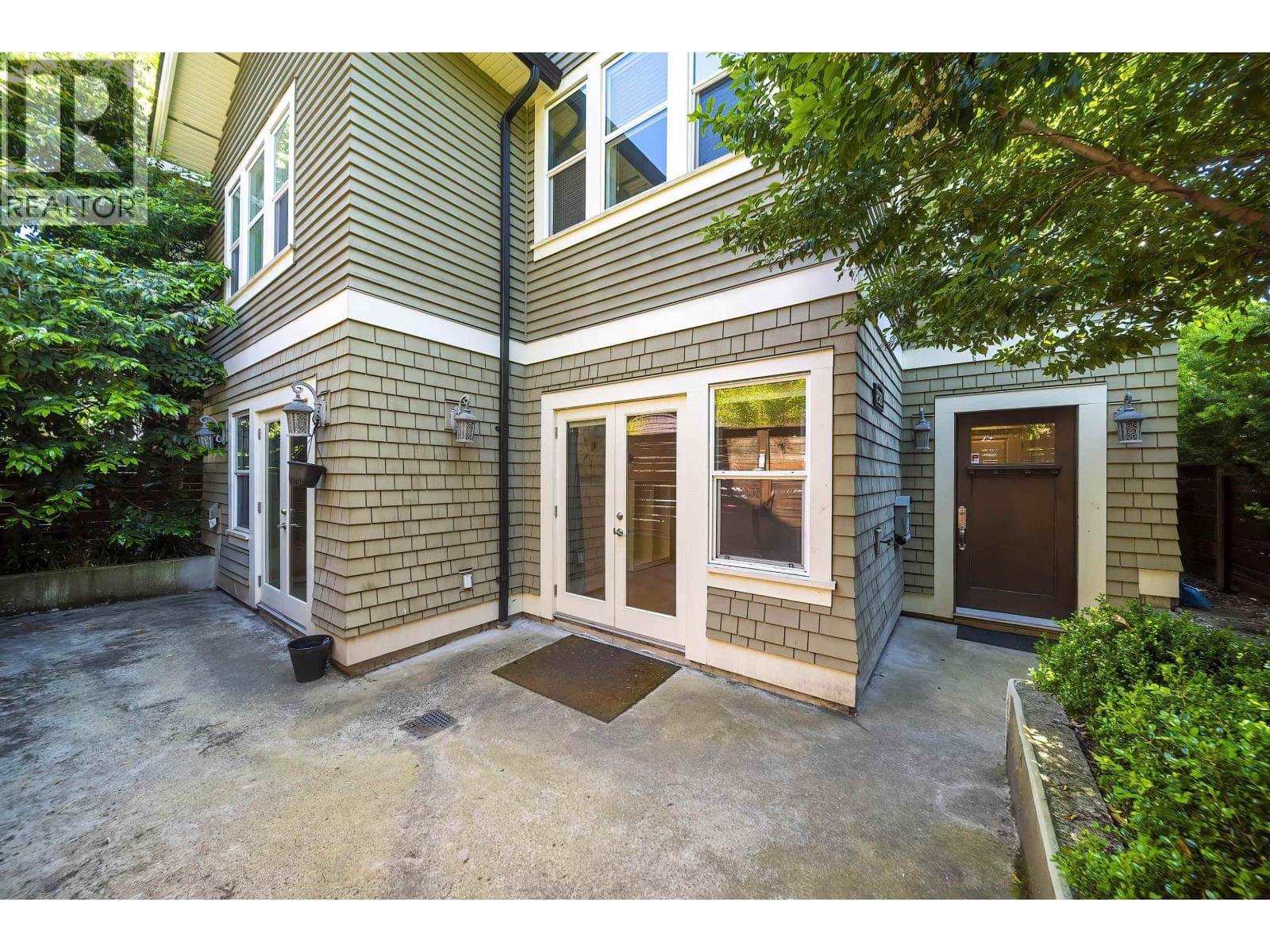 2388 MACDONALD STREET