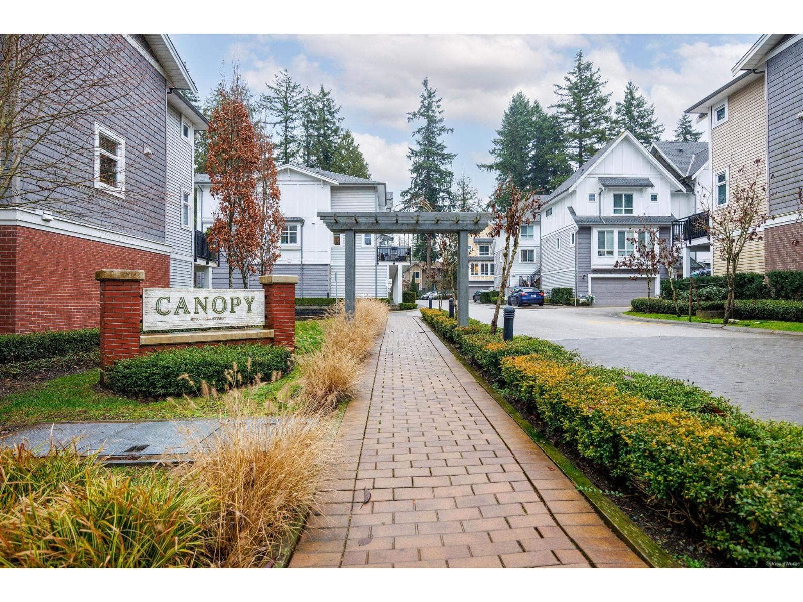 160 9718 161A STREET