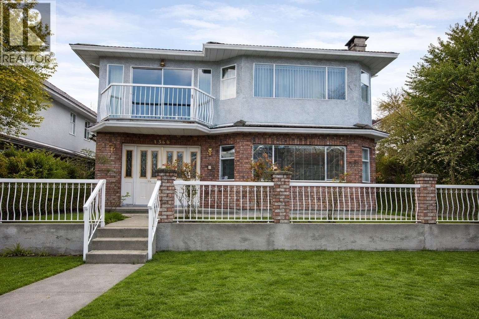 1360 GRAVELEY STREET