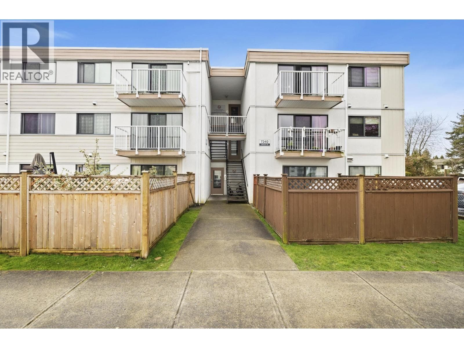 116 7240 LINDSAY ROAD