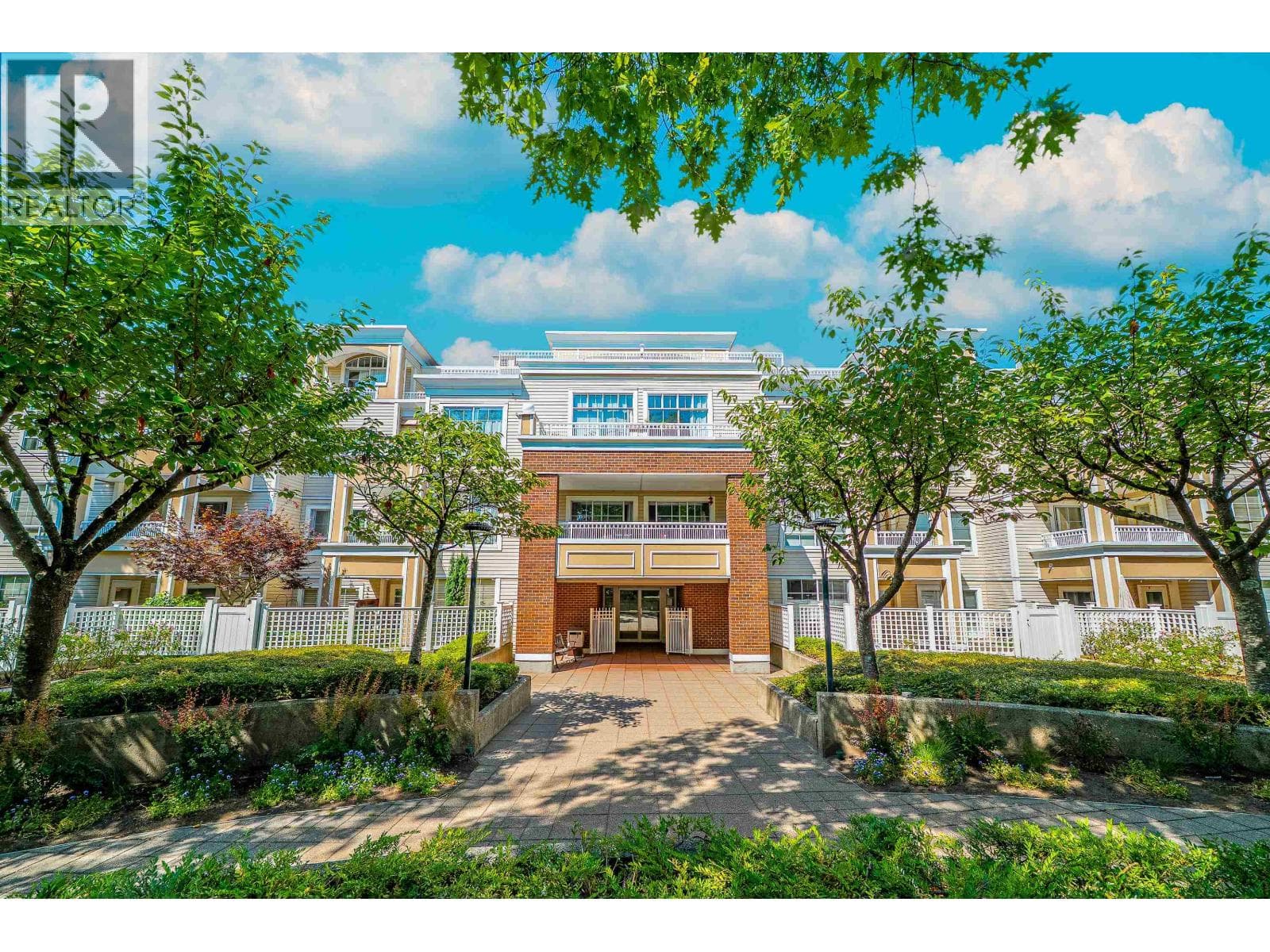 211 7117 ANTRIM AVENUE