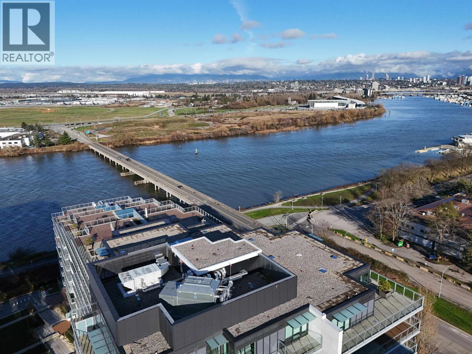 303 6833 PEARSON WAY