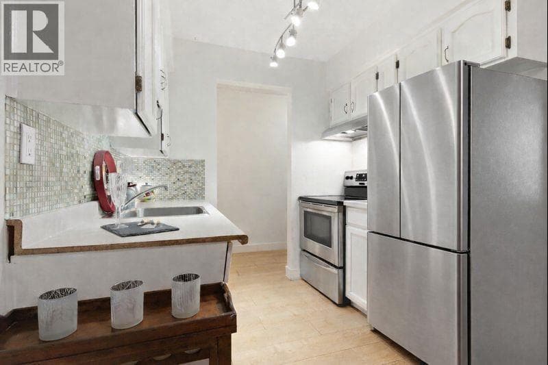 101 2910 ONTARIO STREET