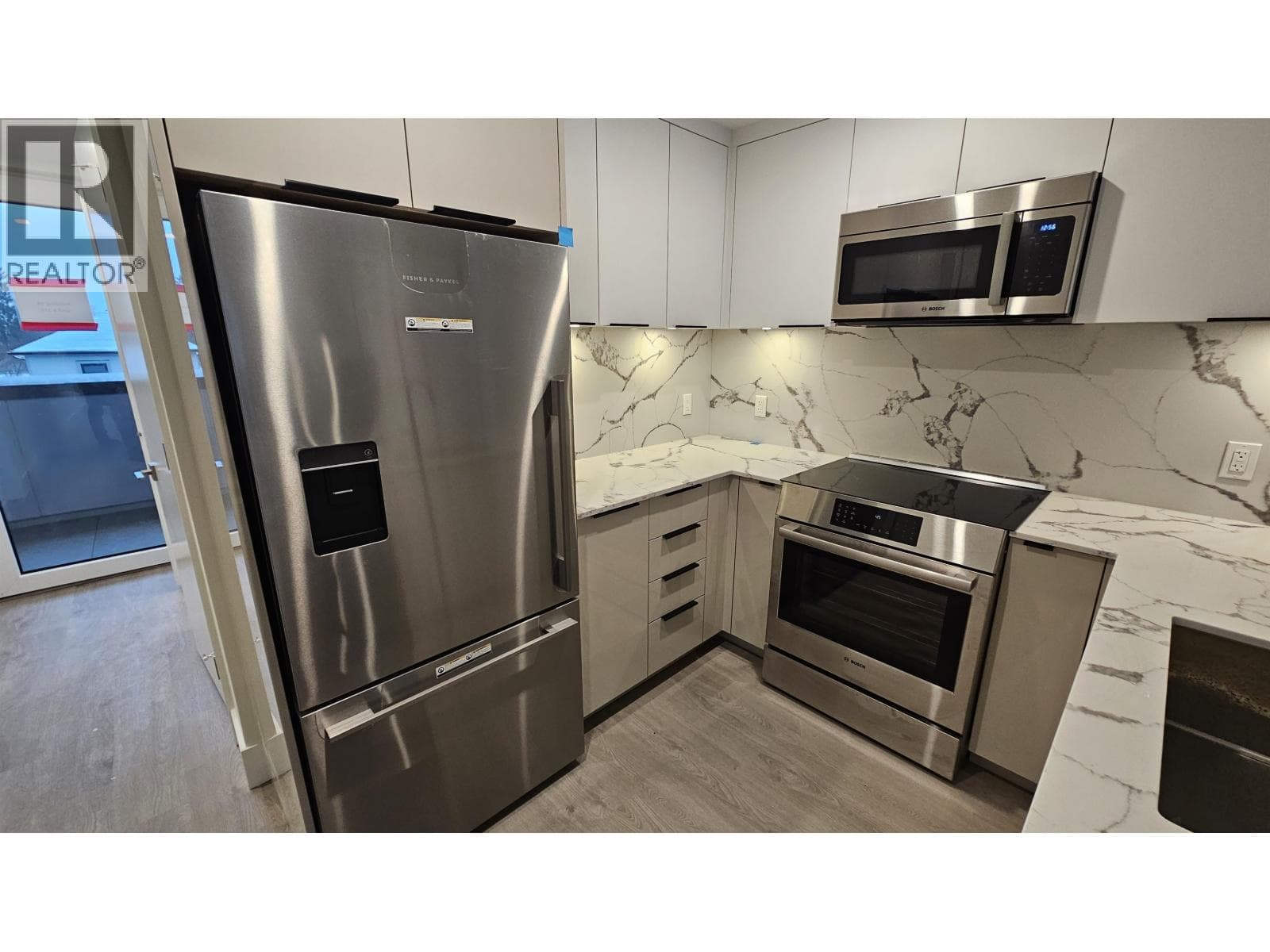 316 2250 E 1ST AVENUE