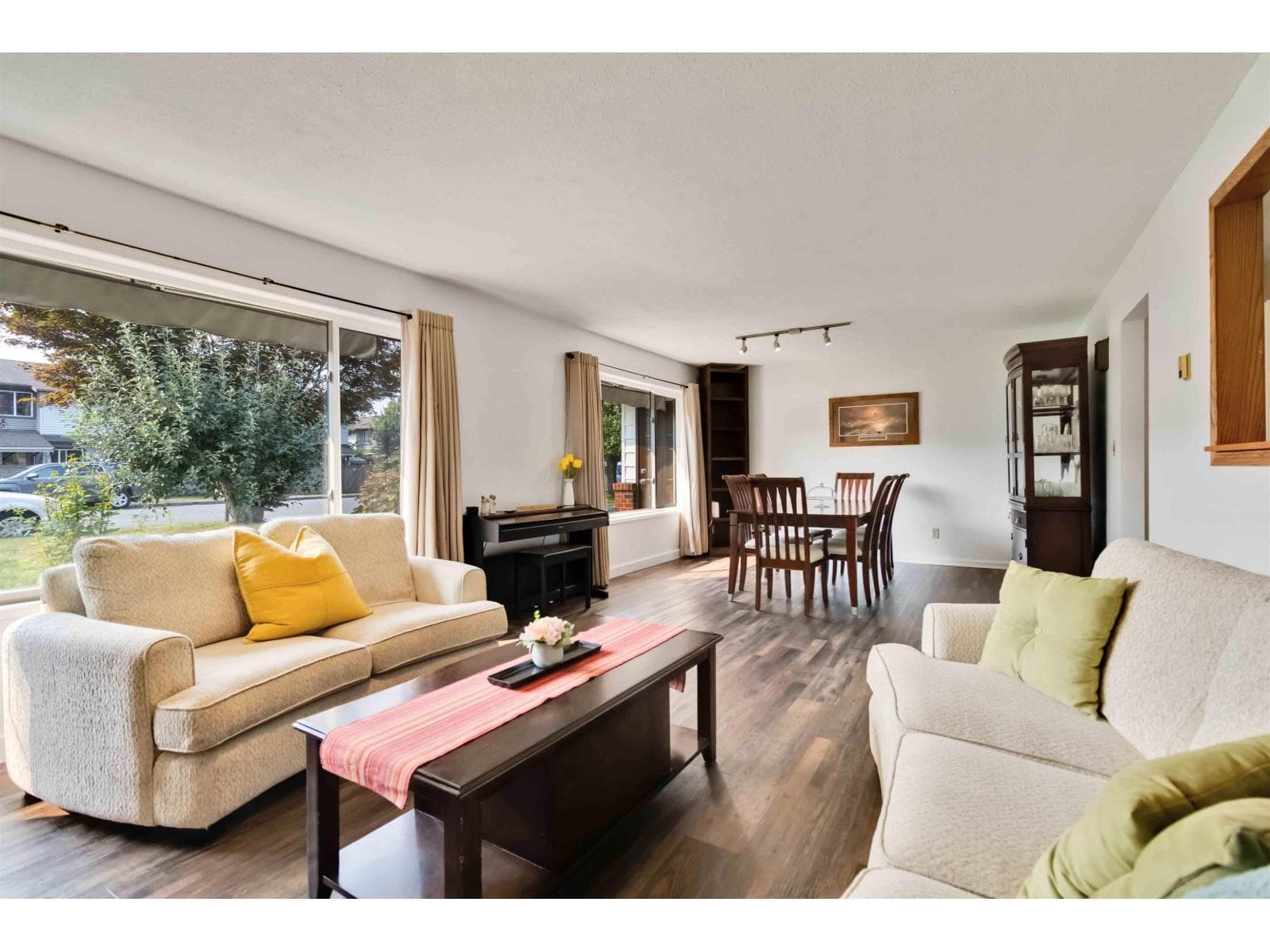 9220 COOTE STREET, Chilliwack Proper East