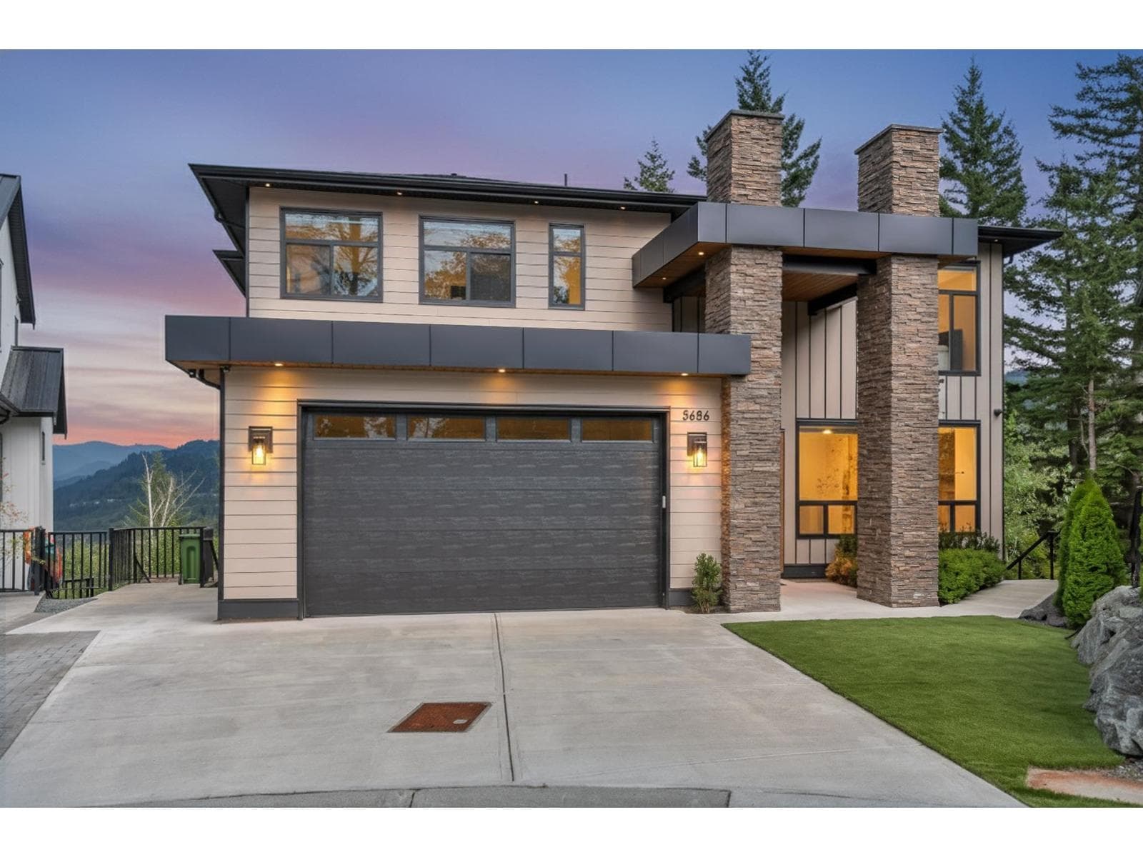 5686 CRIMSON RIDGE, Promontory