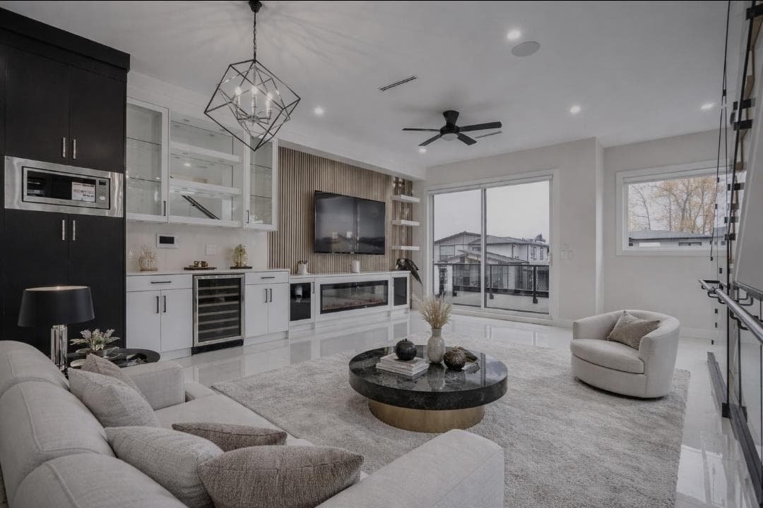 101 16649 18A AVENUE