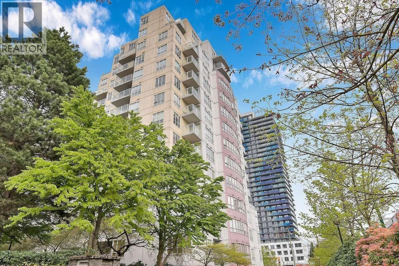 304 3455 ASCOT PLACE