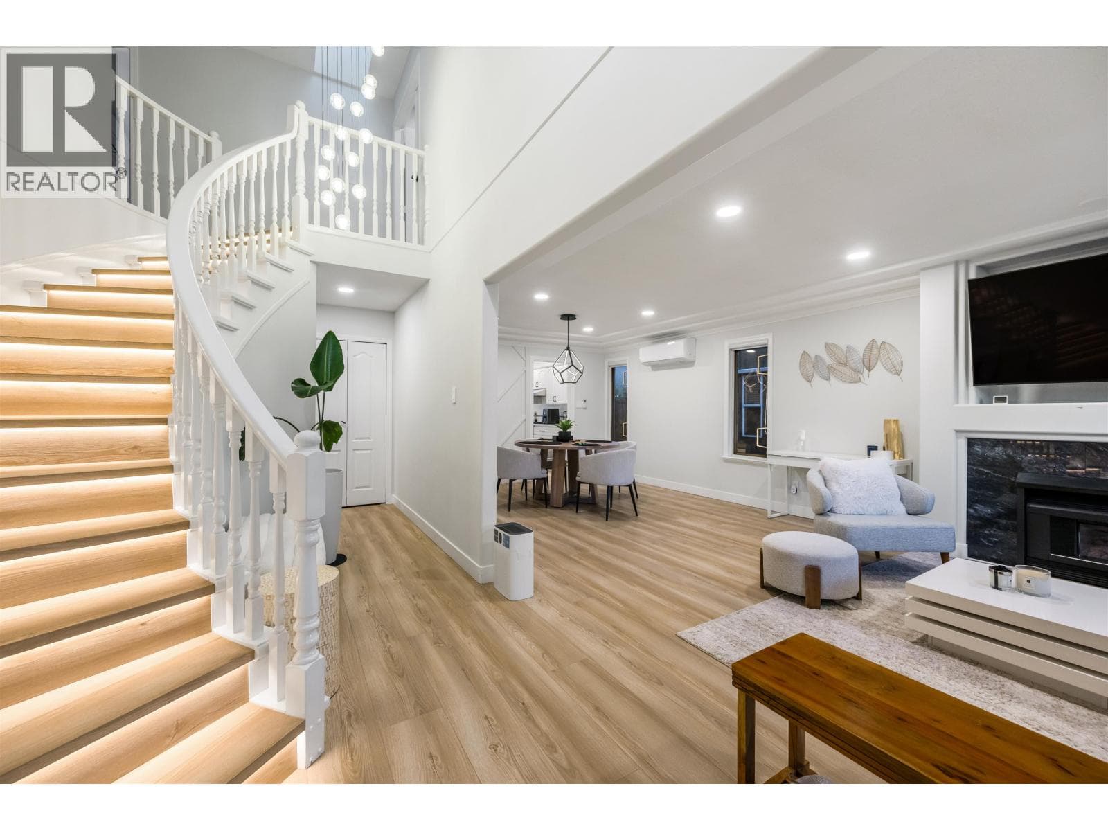 22531 MCCLINTON AVENUE