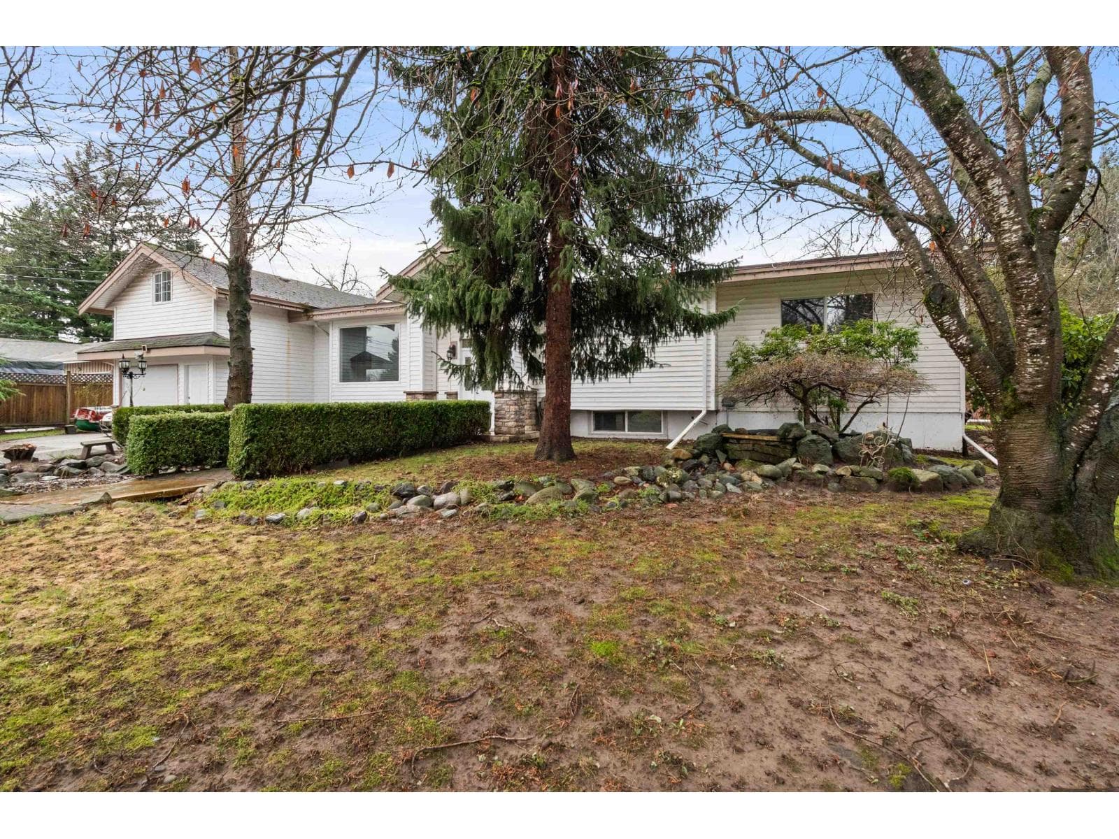 6755 LORNE DRIVE, Sardis South