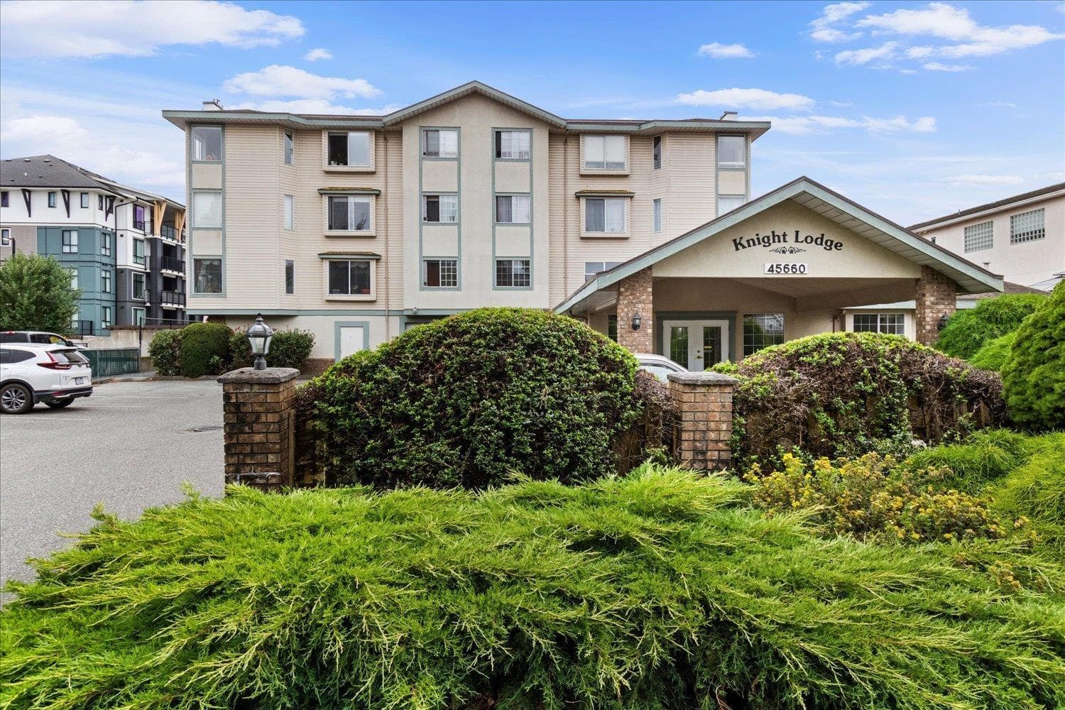 306 45660 KNIGHT ROAD, Sardis West Vedder