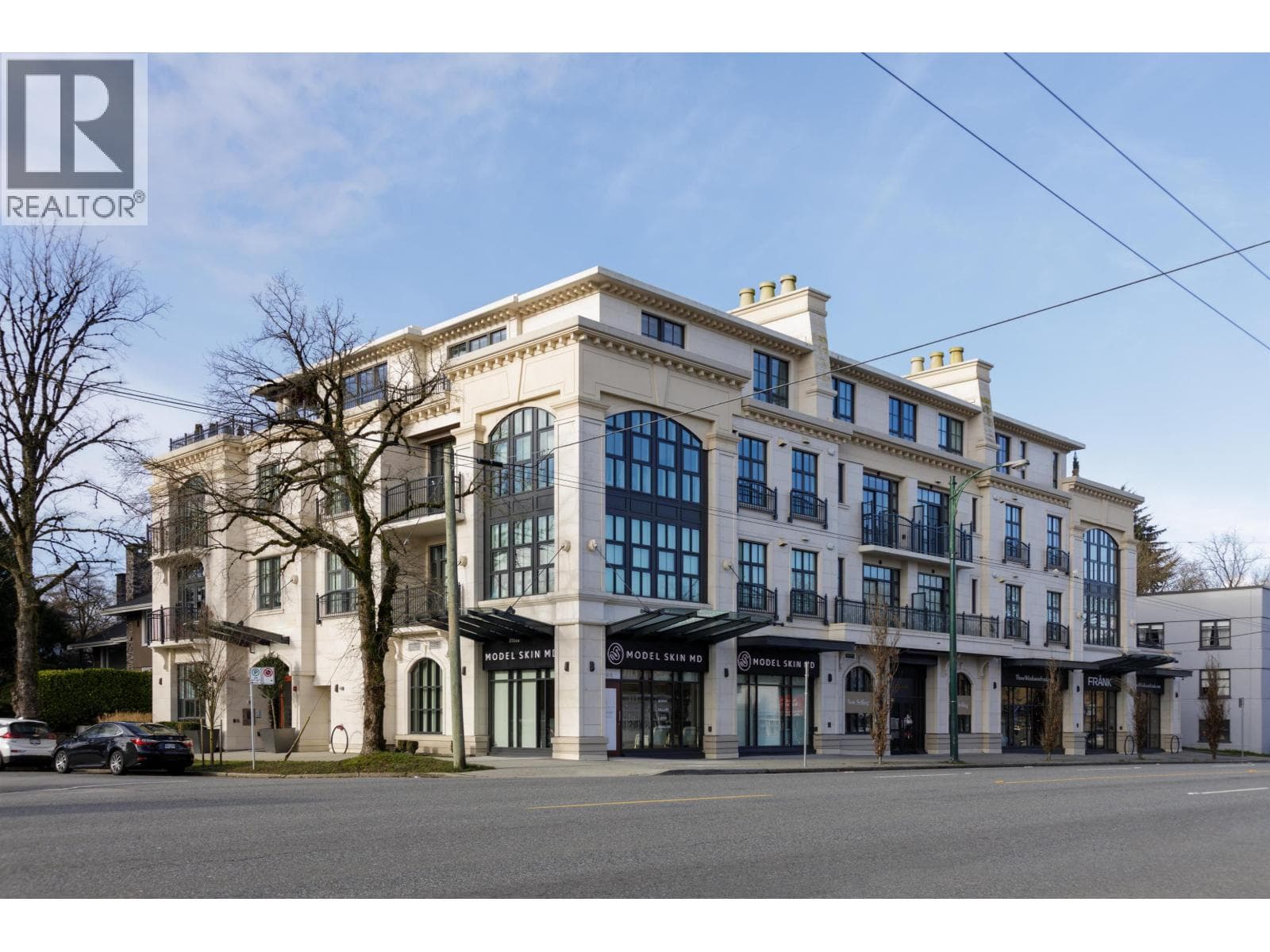 304 1009 LAURIER AVENUE