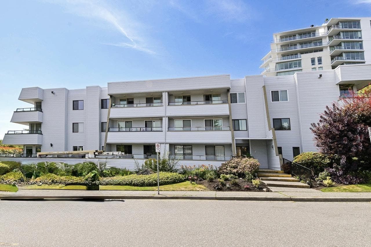 303 1341 GEORGE, STREET