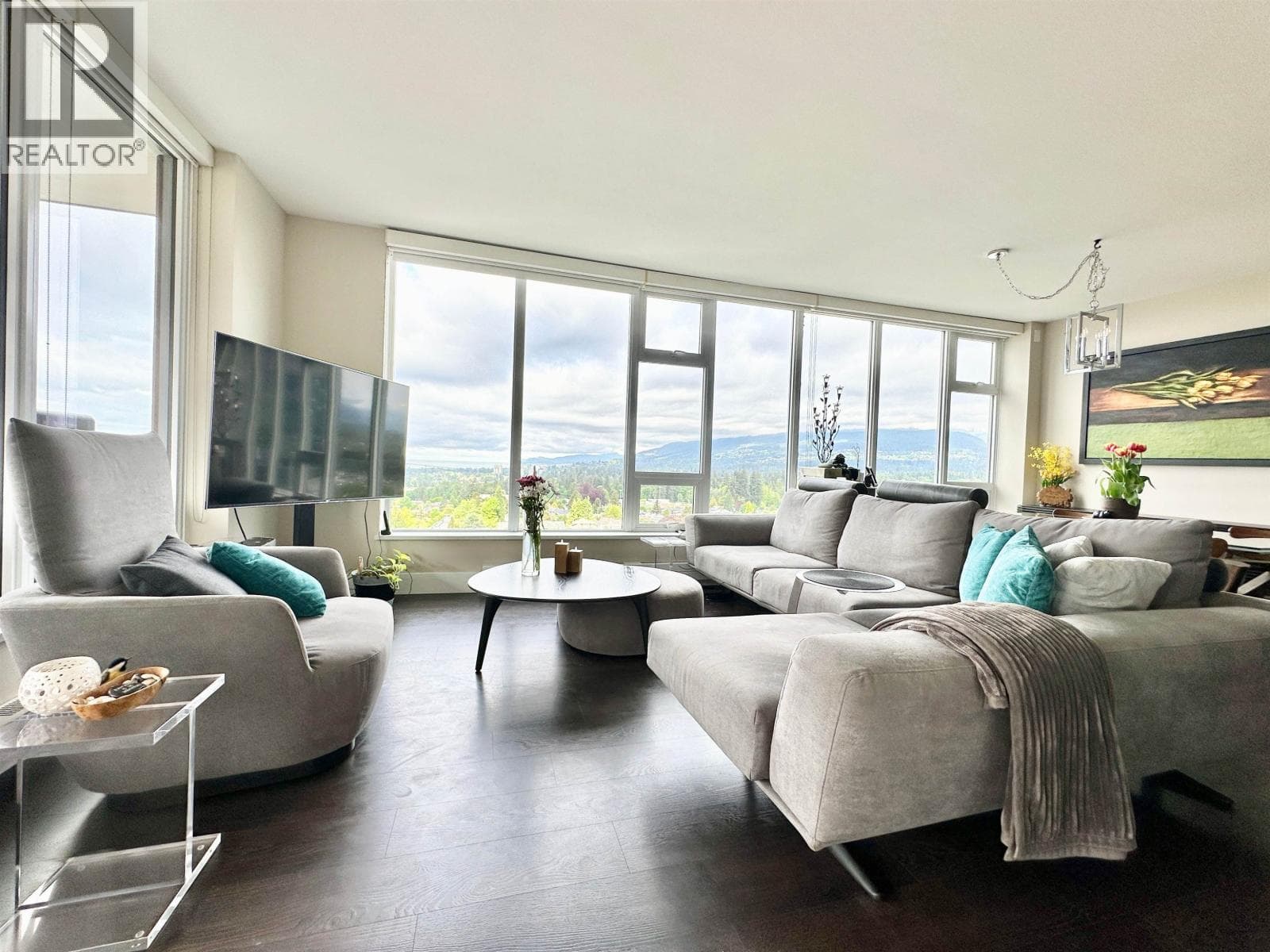 1006 150 W 15TH STREET