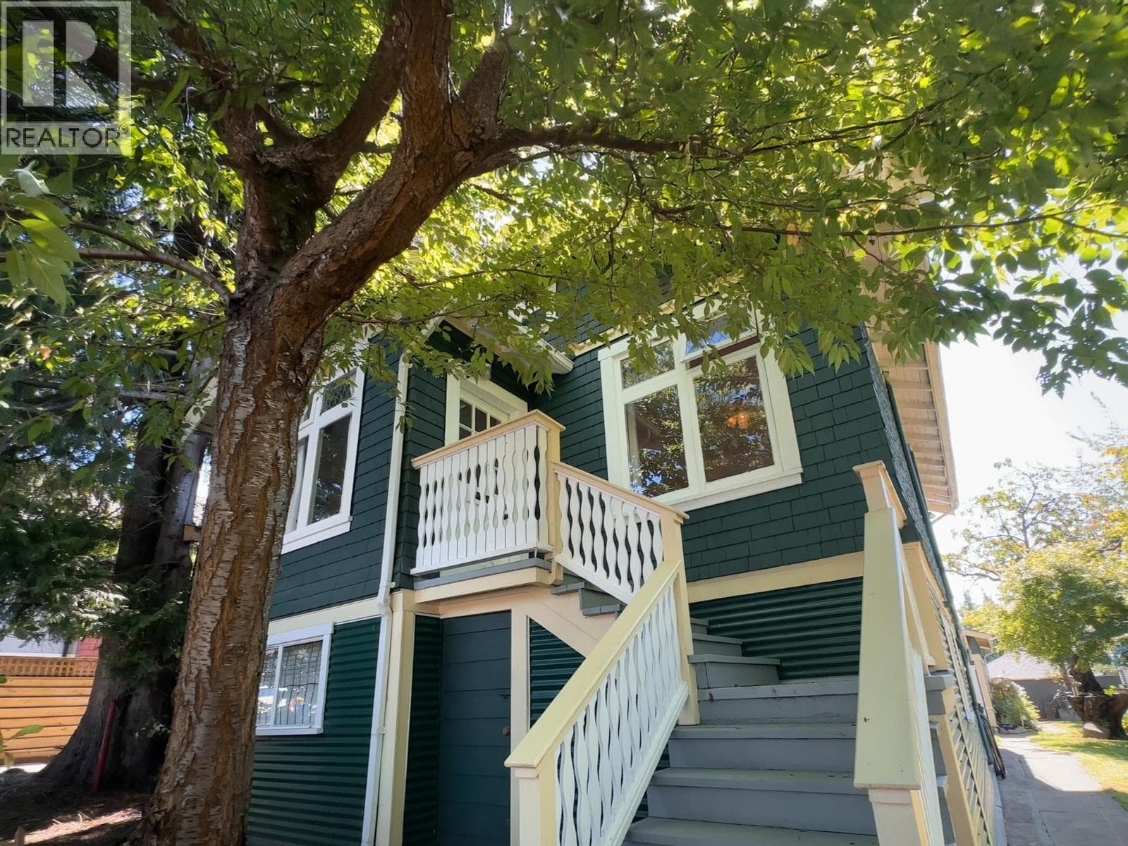 3336 E GEORGIA STREET