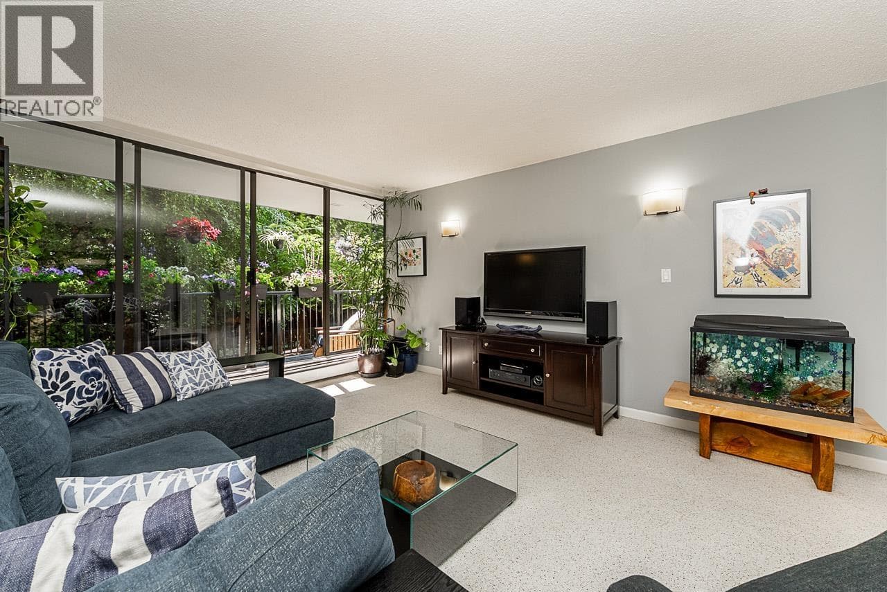 203 9320 PARKSVILLE DRIVE