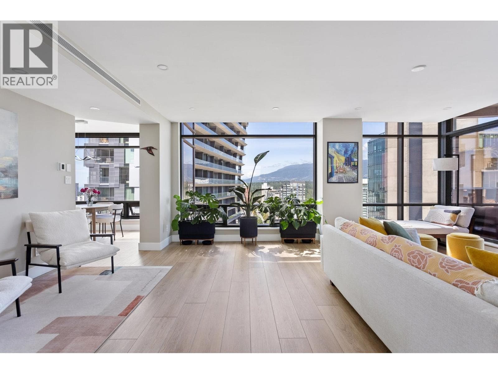 15C 1500 ALBERNI STREET