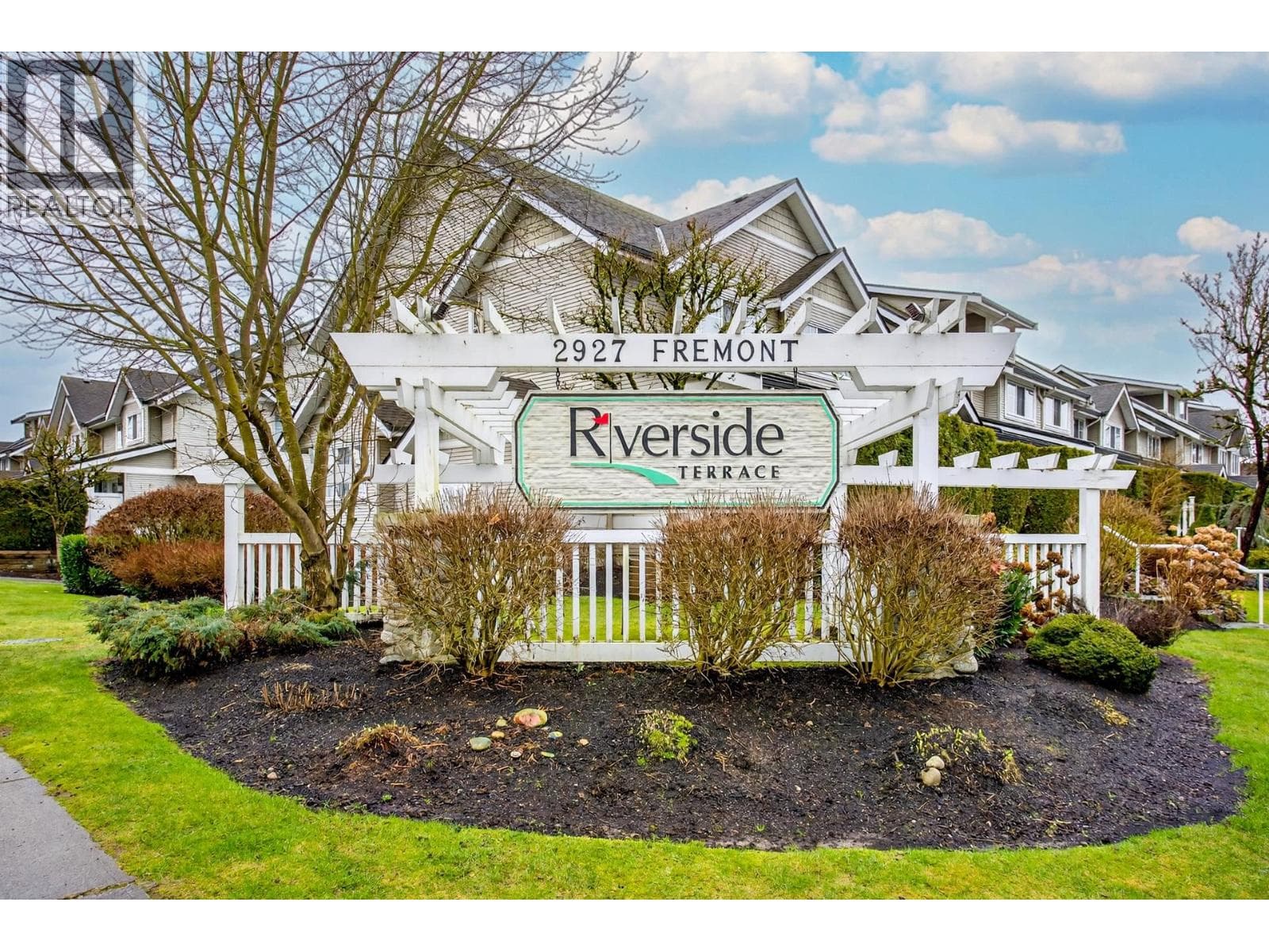 10 2927 FREMONT STREET