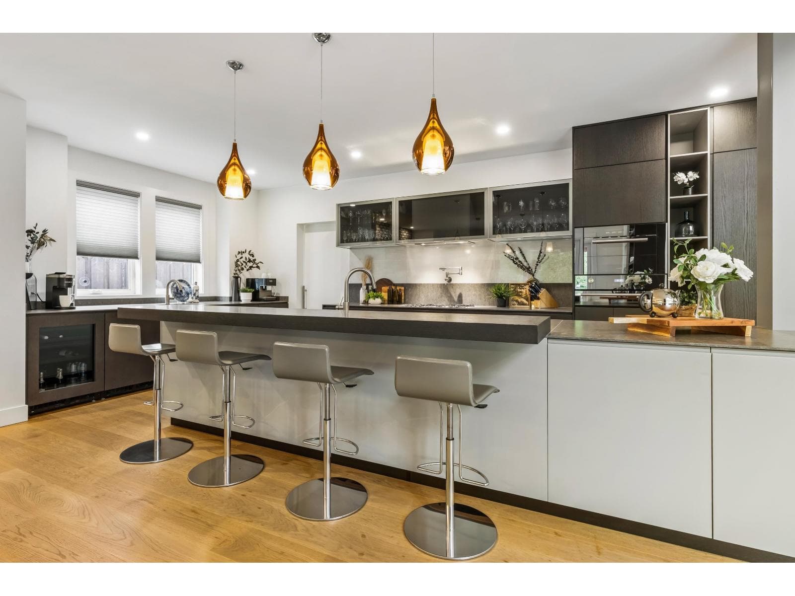 1857 AGASSIZ AVENUE, Agassiz