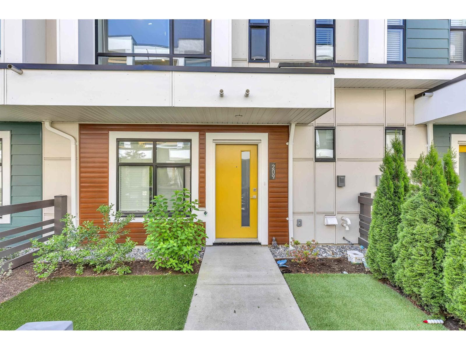 209 46150 THOMAS ROAD, Vedder Crossing