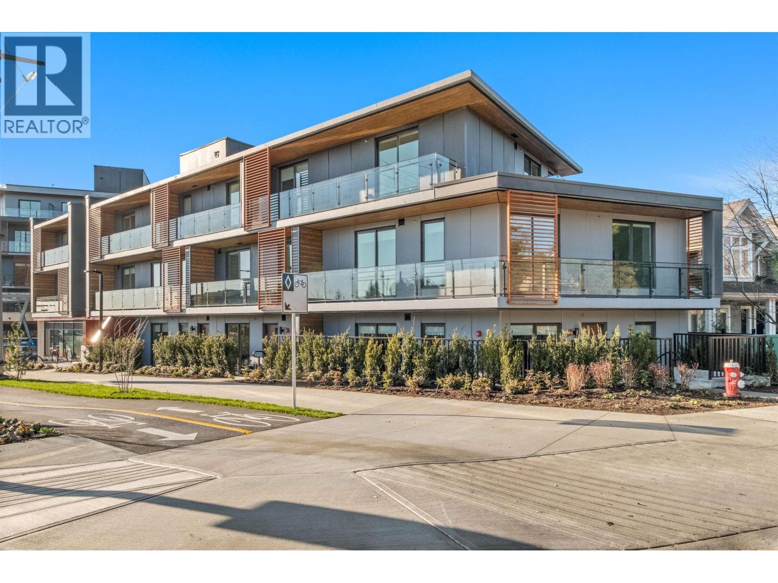 103 333 ST. DAVIDS AVENUE