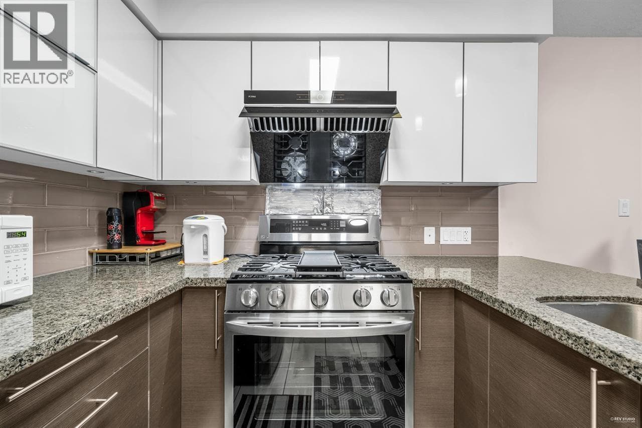 509 6733 BUSWELL STREET