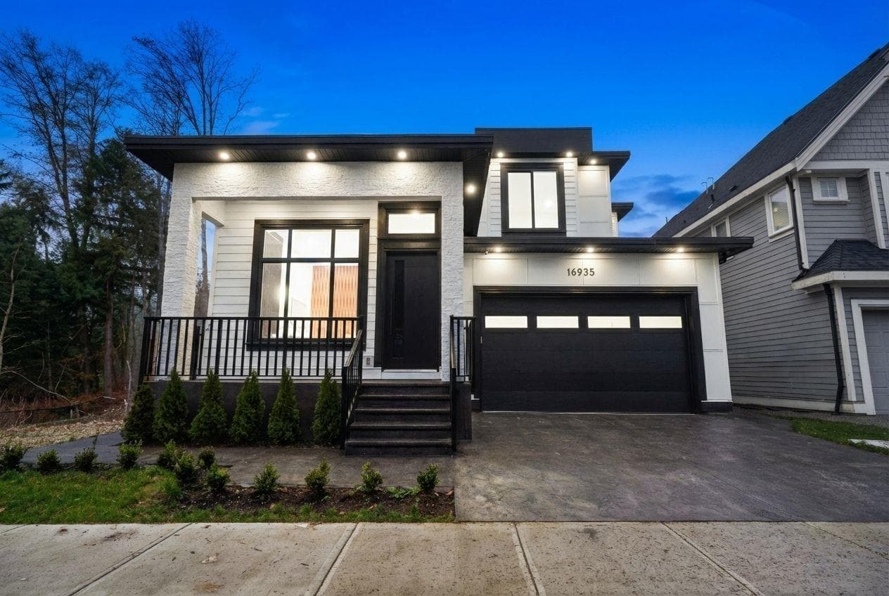 16935 0A AVENUE