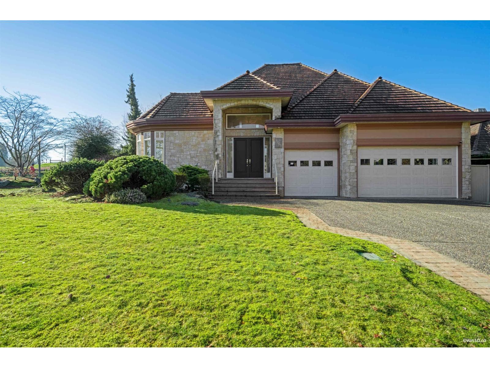 15783 COLLINGWOOD CRESCENT
