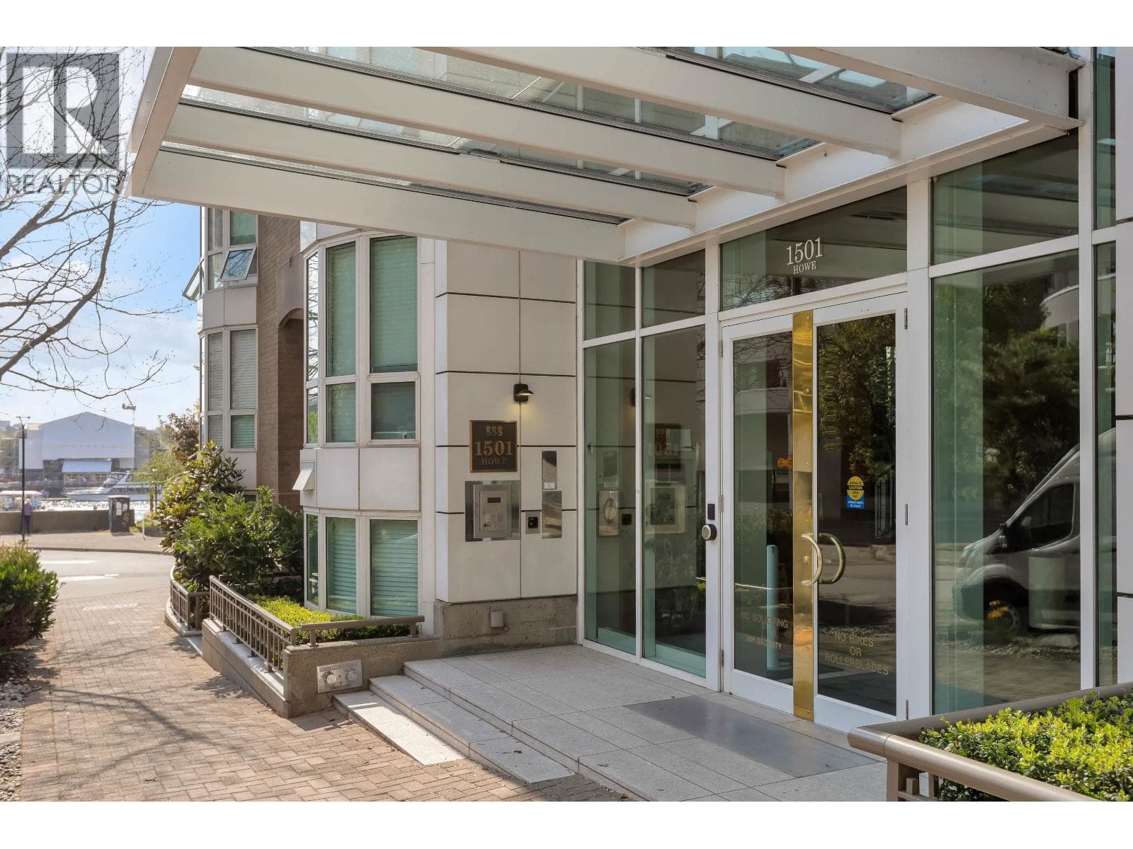 502 1501 HOWE STREET