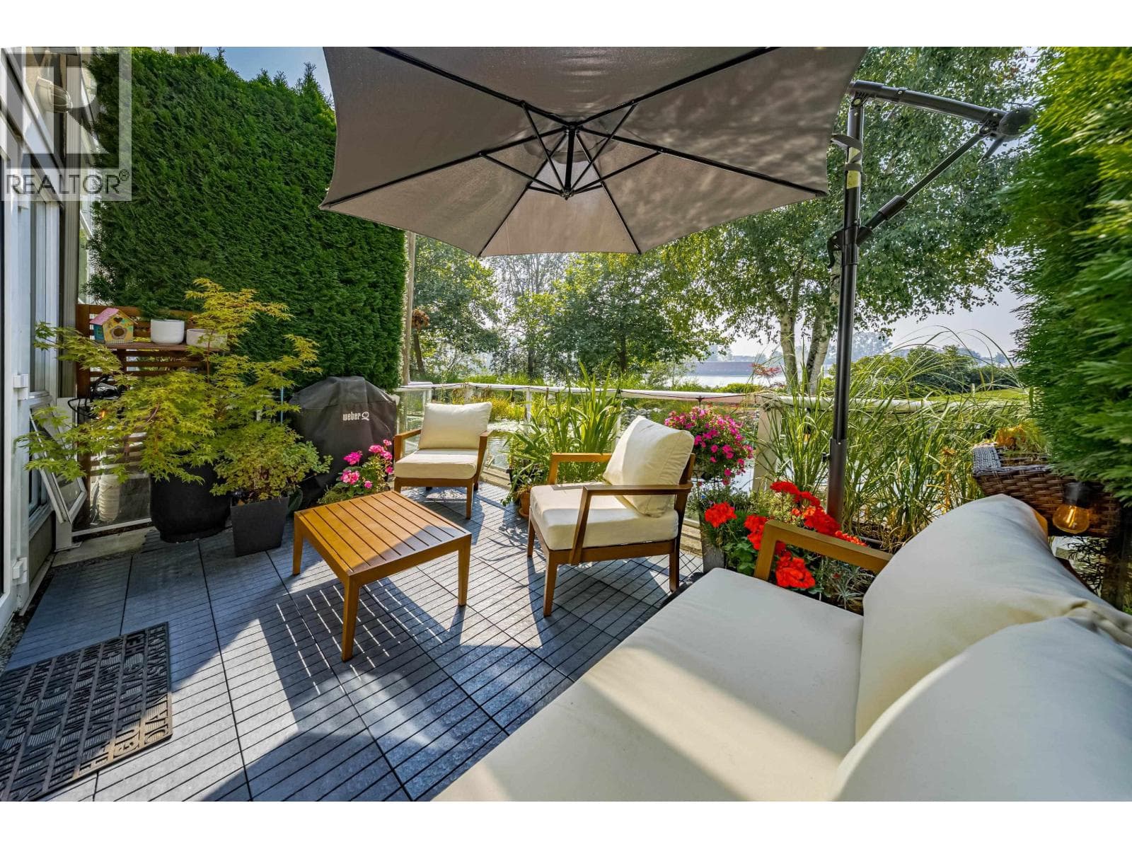 2162 E KENT AVENUE SOUTH