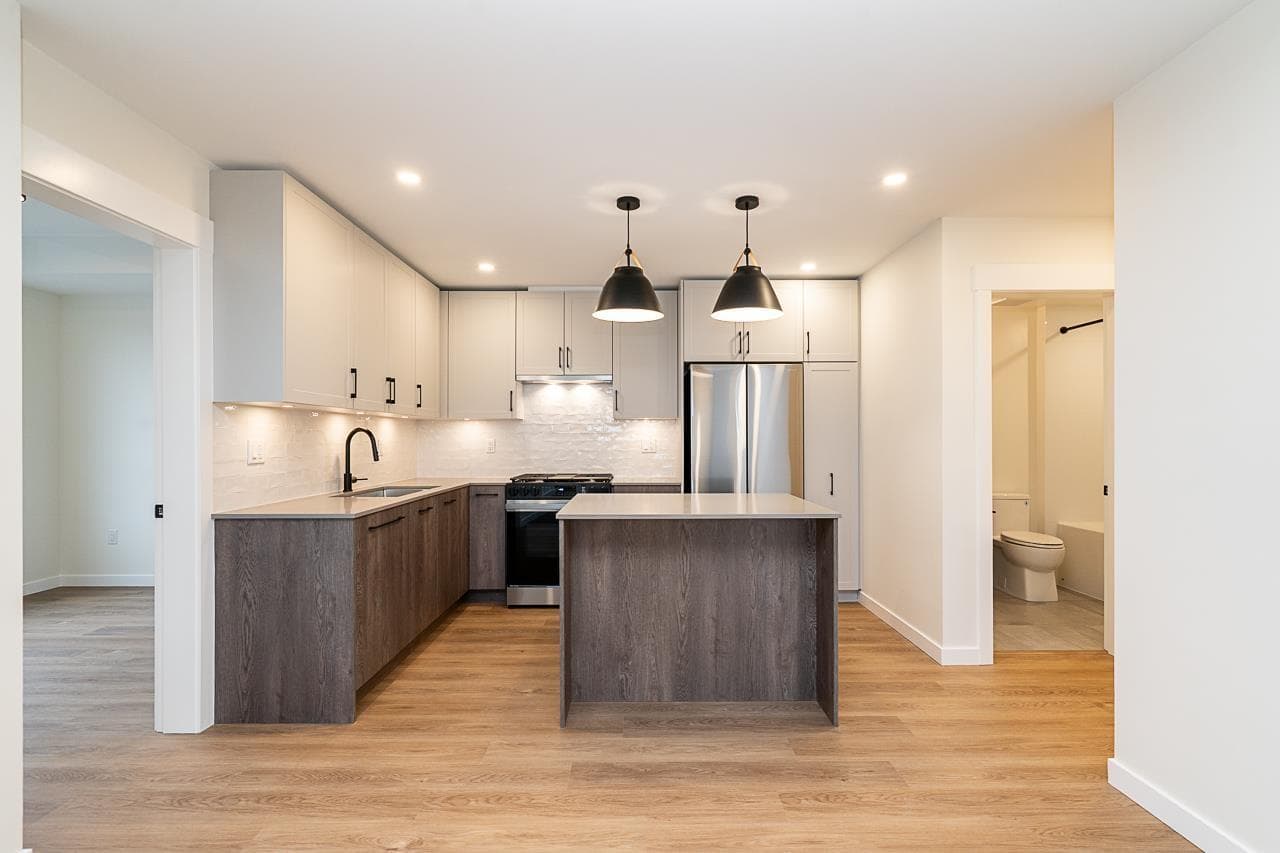 516 27218 ALDERGROVE TOWN CENTER DRIVE