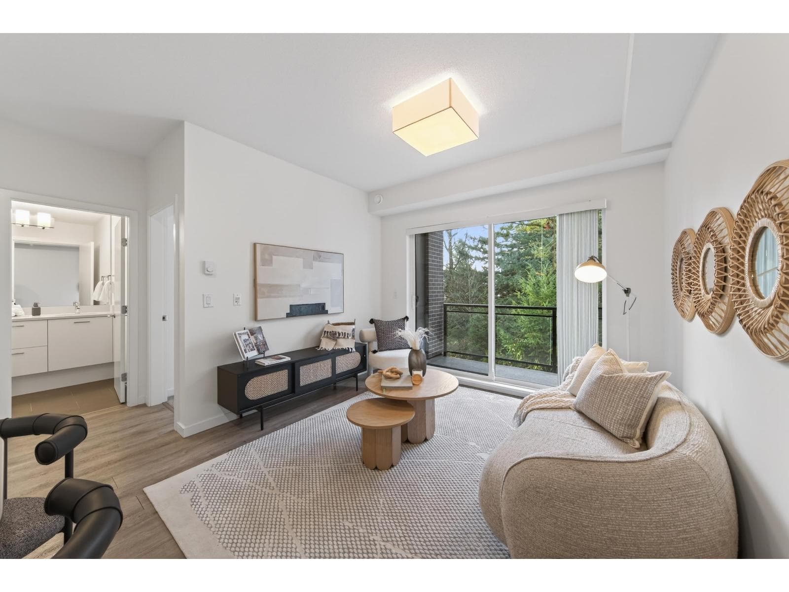 B208 20087 68 AVENUE