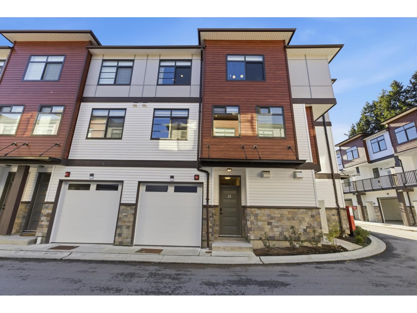 40 8430 NOTTMAN STREET