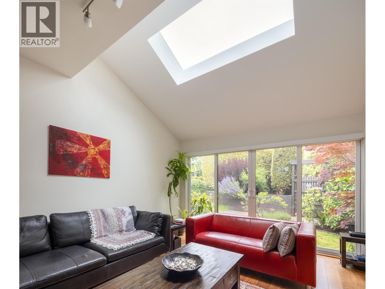 1915 CHESTERFIELD AVENUE