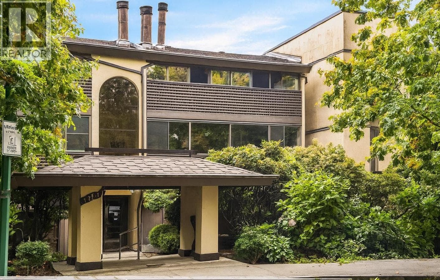 209 141 W 13TH STREET