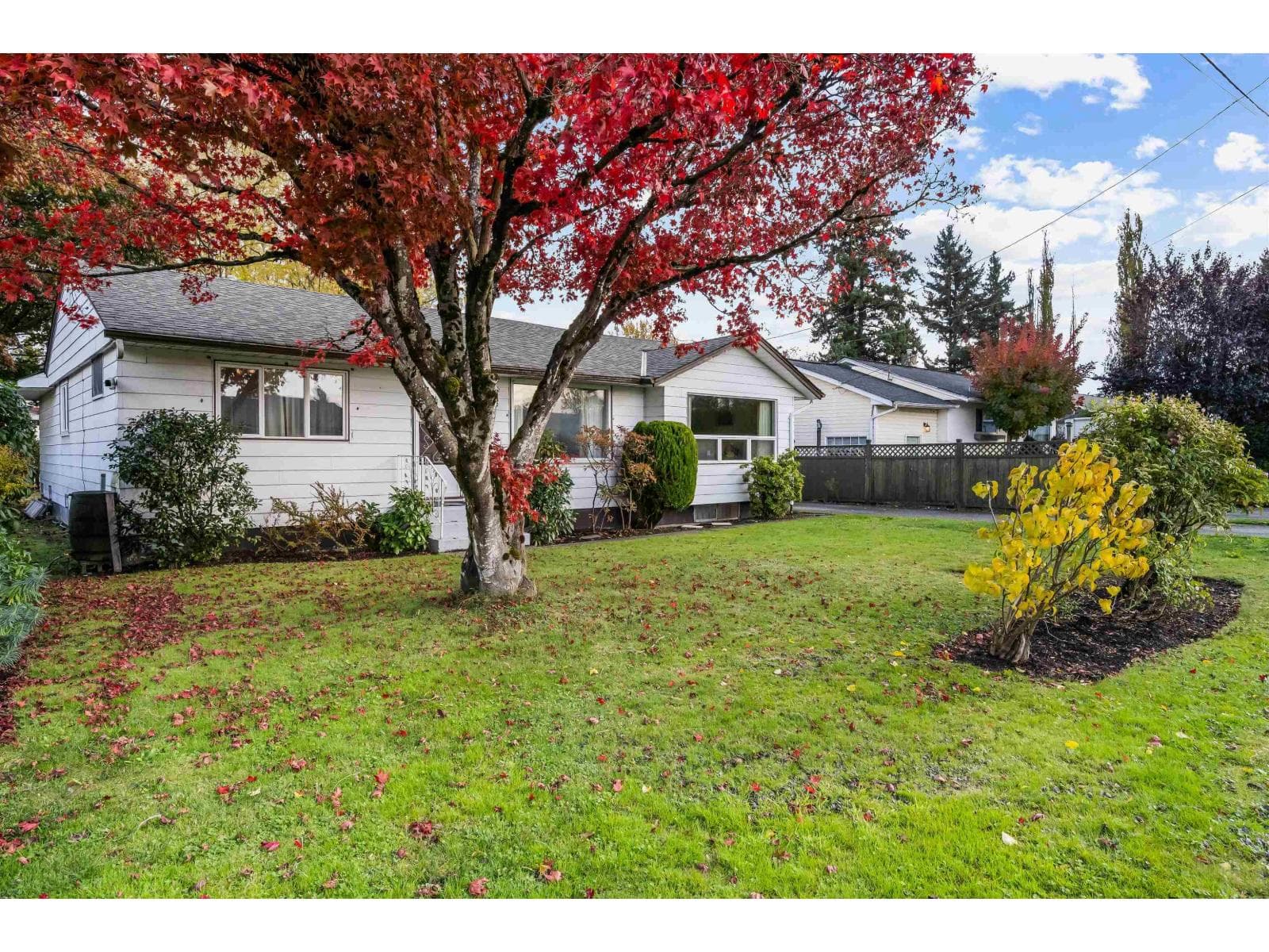 9170 HOLLY STREET, Chilliwack Proper East