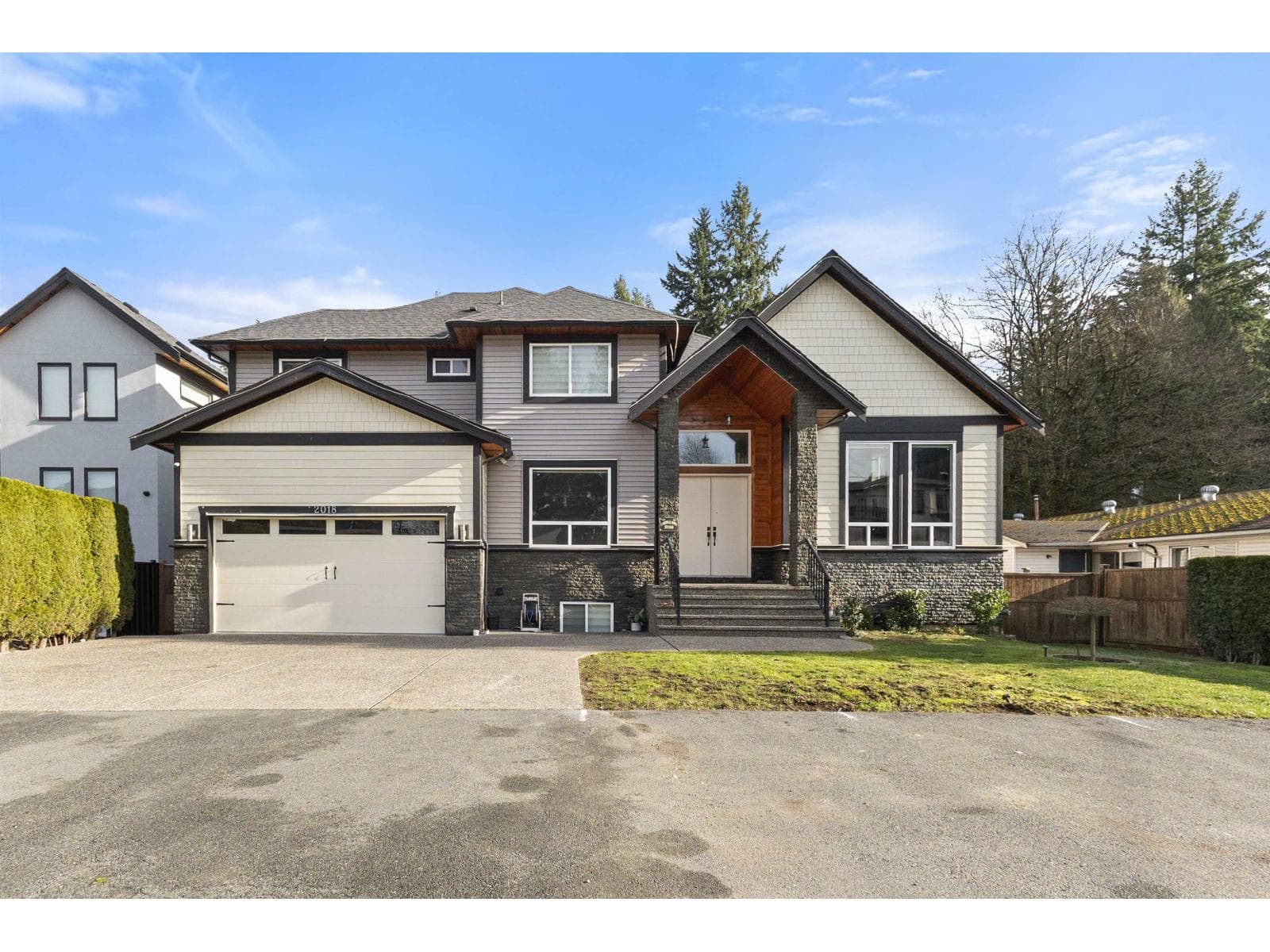 2018 VINEWOOD STREET