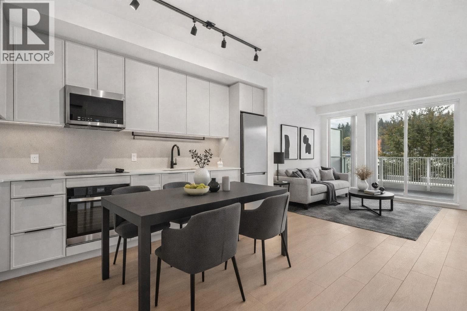 307 3075 MURRAY STREET