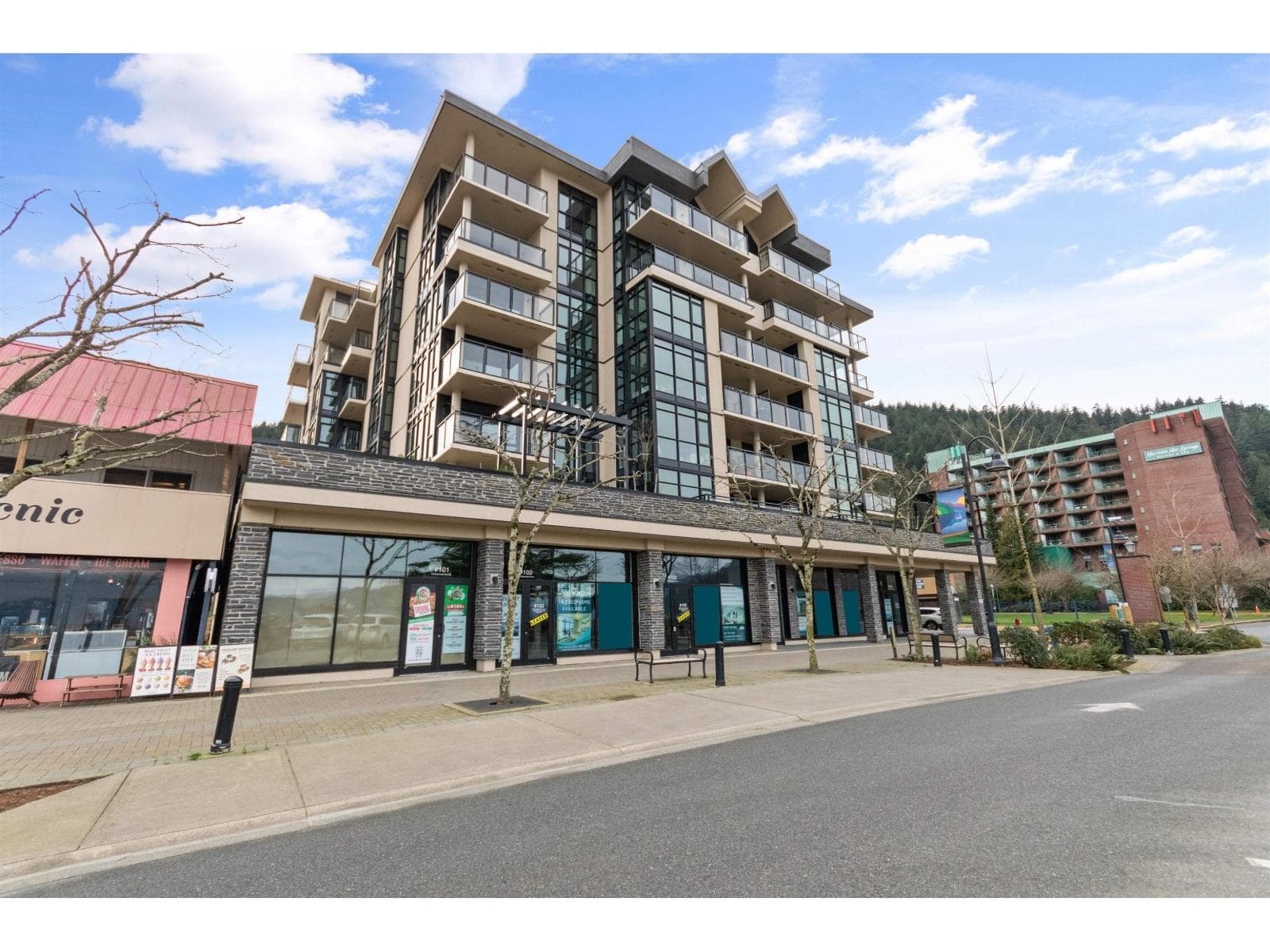 508 120 ESPLANADE AVENUE, Harrison Hot Springs