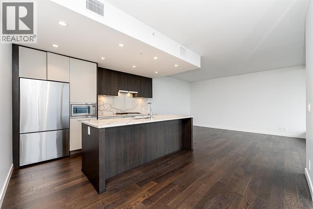 4601 567 CLARKE ROAD